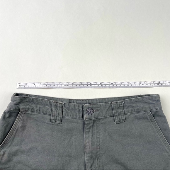 Patagonia Women's Gray Cargo Shorts - Picture 4 of 5